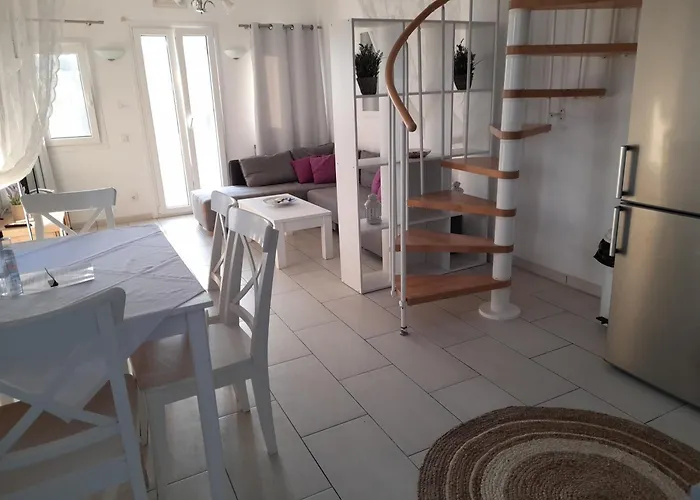 Atlantis - By S Paradise - Outdoor Jacuzzi & Seaview Apartment *