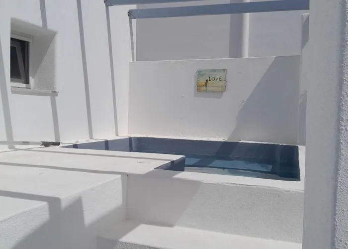 Atlantis - By S Paradise - Outdoor Jacuzzi & Seaview